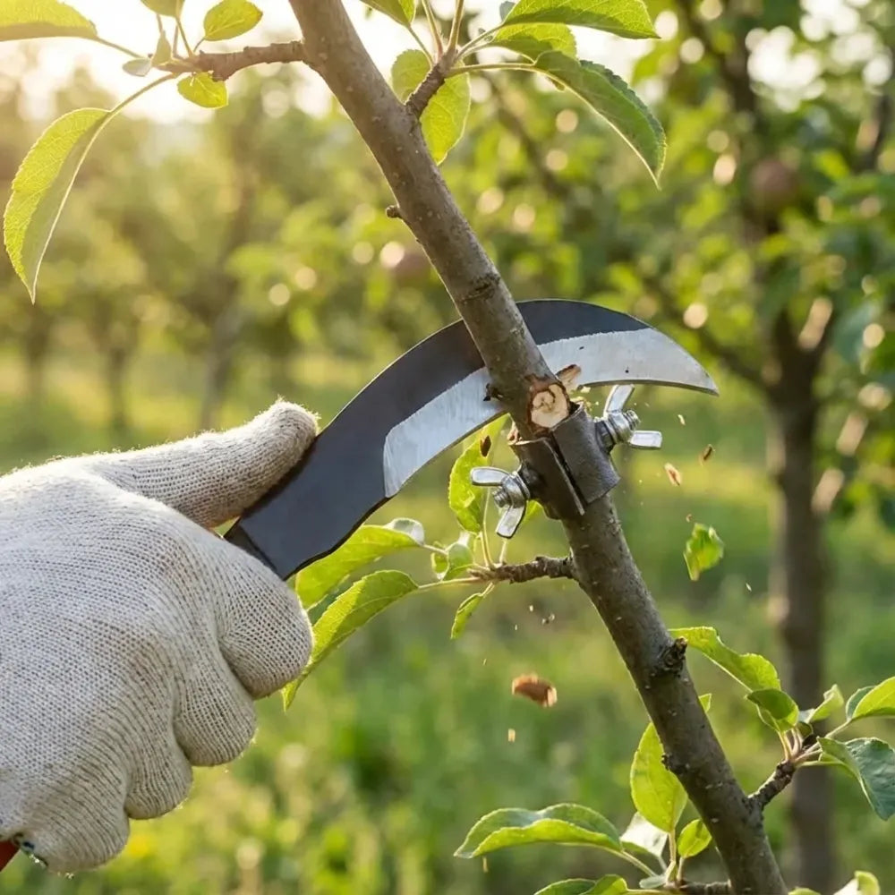 Grass sickle cutter head