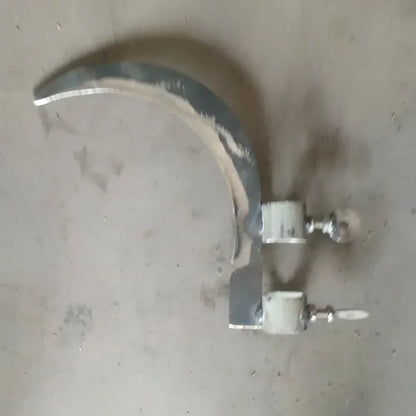 Grass sickle cutter head