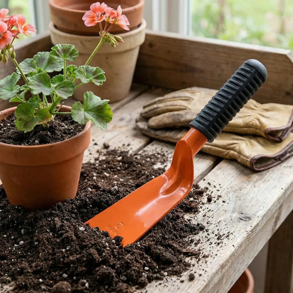Heavy-duty garden khurpa - potential heroes