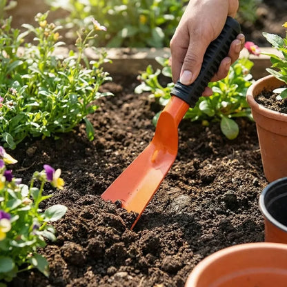 Heavy-duty garden khurpa - potential heroes