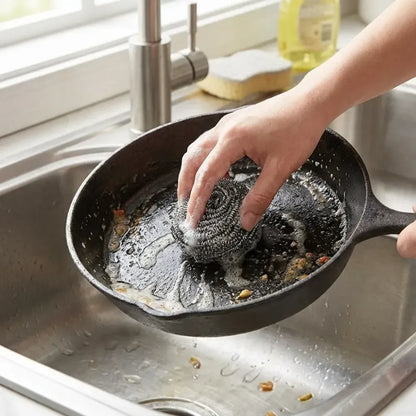 Heavy-duty steel scrubber - kitchen tool