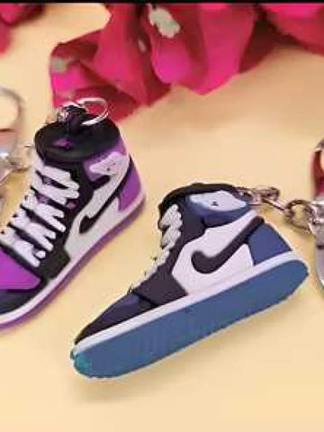 High Quality Shoes Key Chain