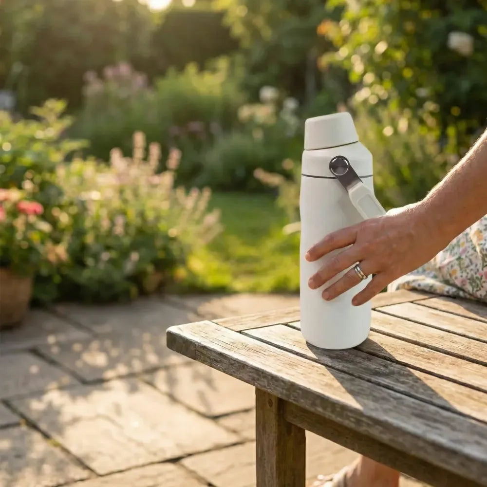 Insulated stainless steel water bottle - home & kitchen