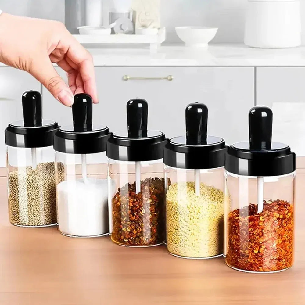 Leak-proof glass spice jar - kitchen tool