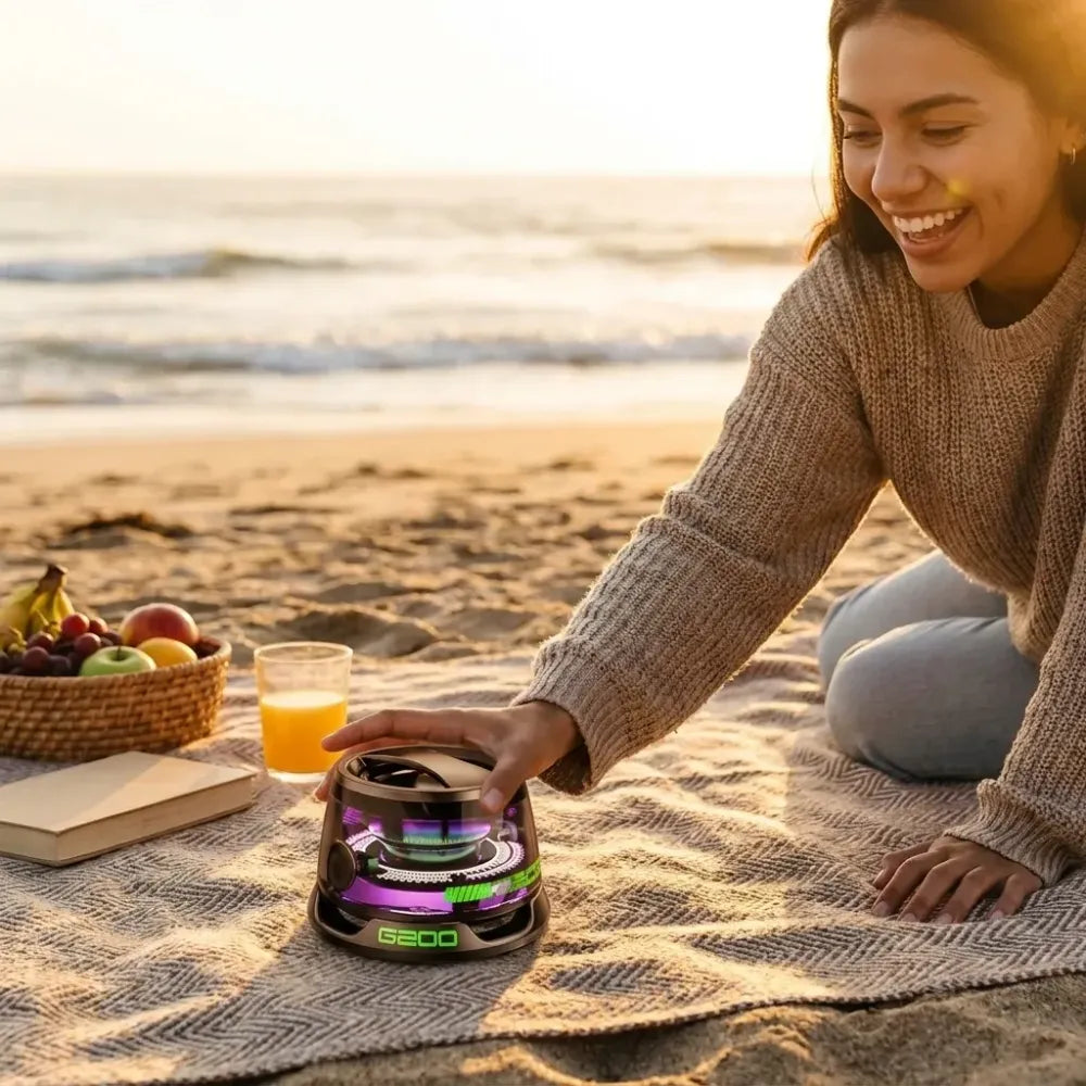Magnetic bluetooth speaker