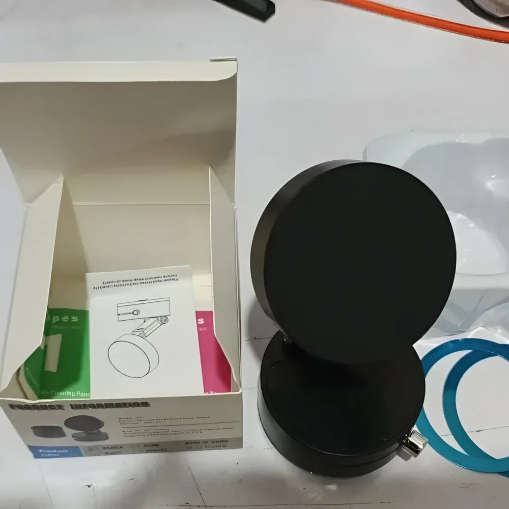 Magnetic phone car mount