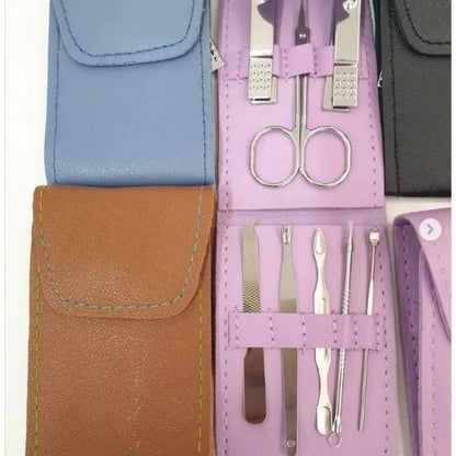Manicure/pedicure set for women