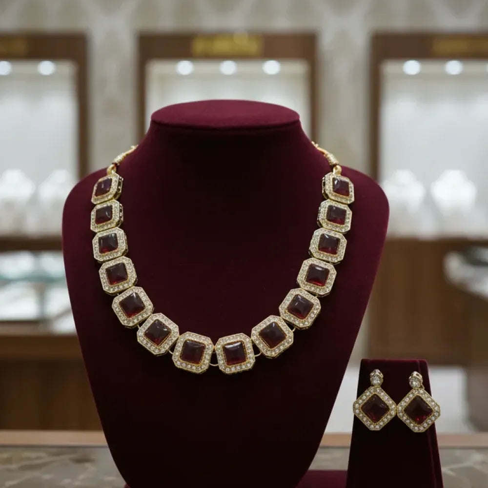 Maroon kundan choker set - jeweller set