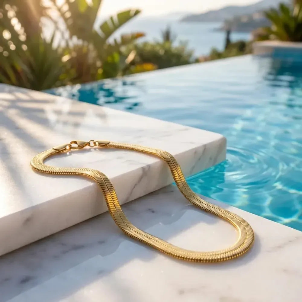Men’s golden snake chain