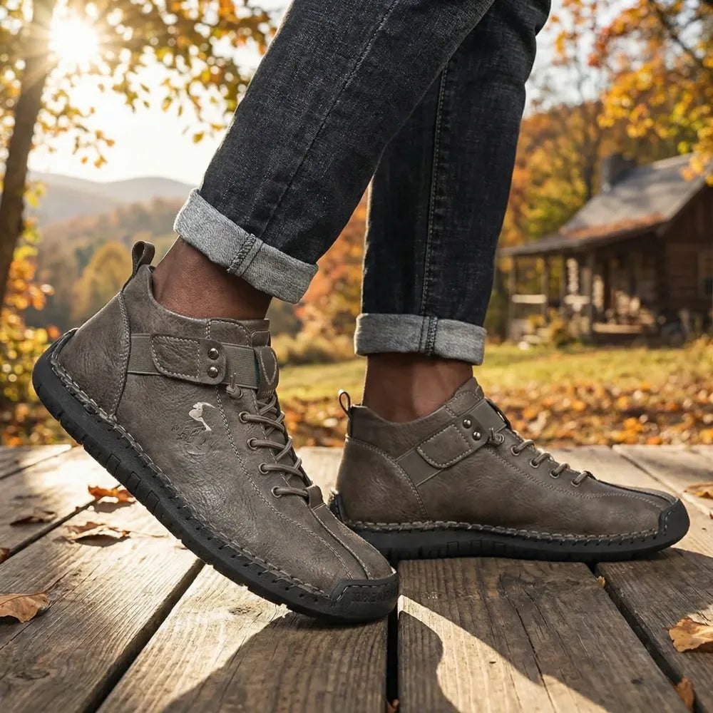 Men’s high top hiking shoes