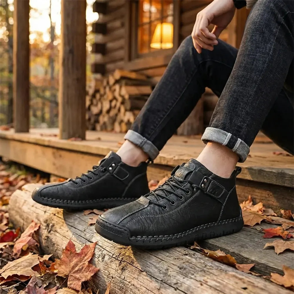 Men’s high top hiking shoes