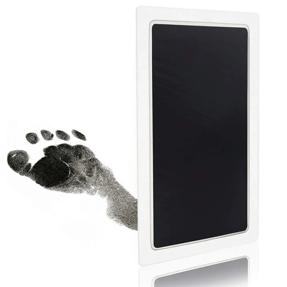 Mess-free baby footprint kit