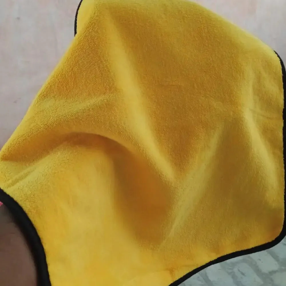 Microfibre car cleaning cloths – pack of 2 (yellow)