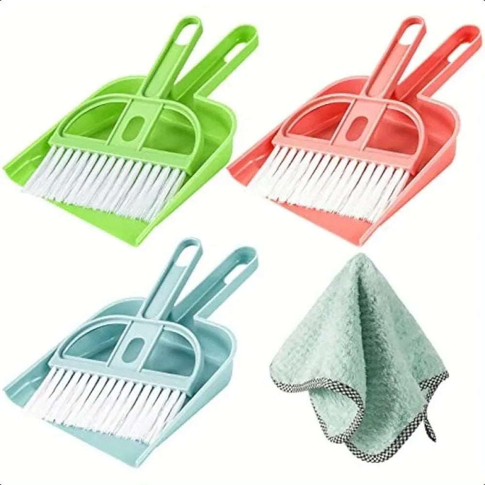 Mini dustpan and brush set