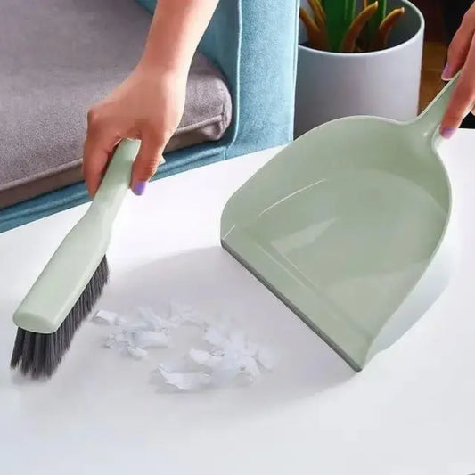 Mini dustpan & brush set