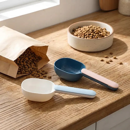 Multi-functional measuring scoop with clip - home improvement
