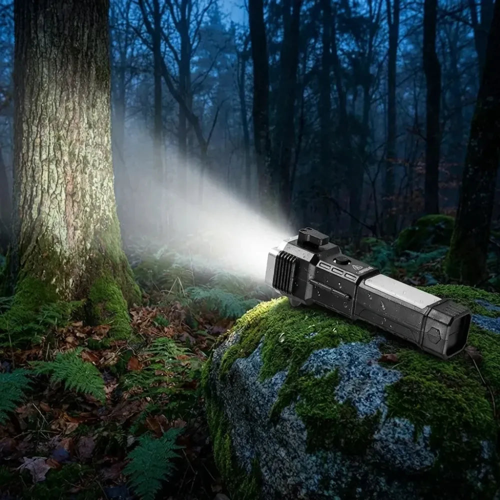 Multifunctional rechargeable survival flashlight - hardware