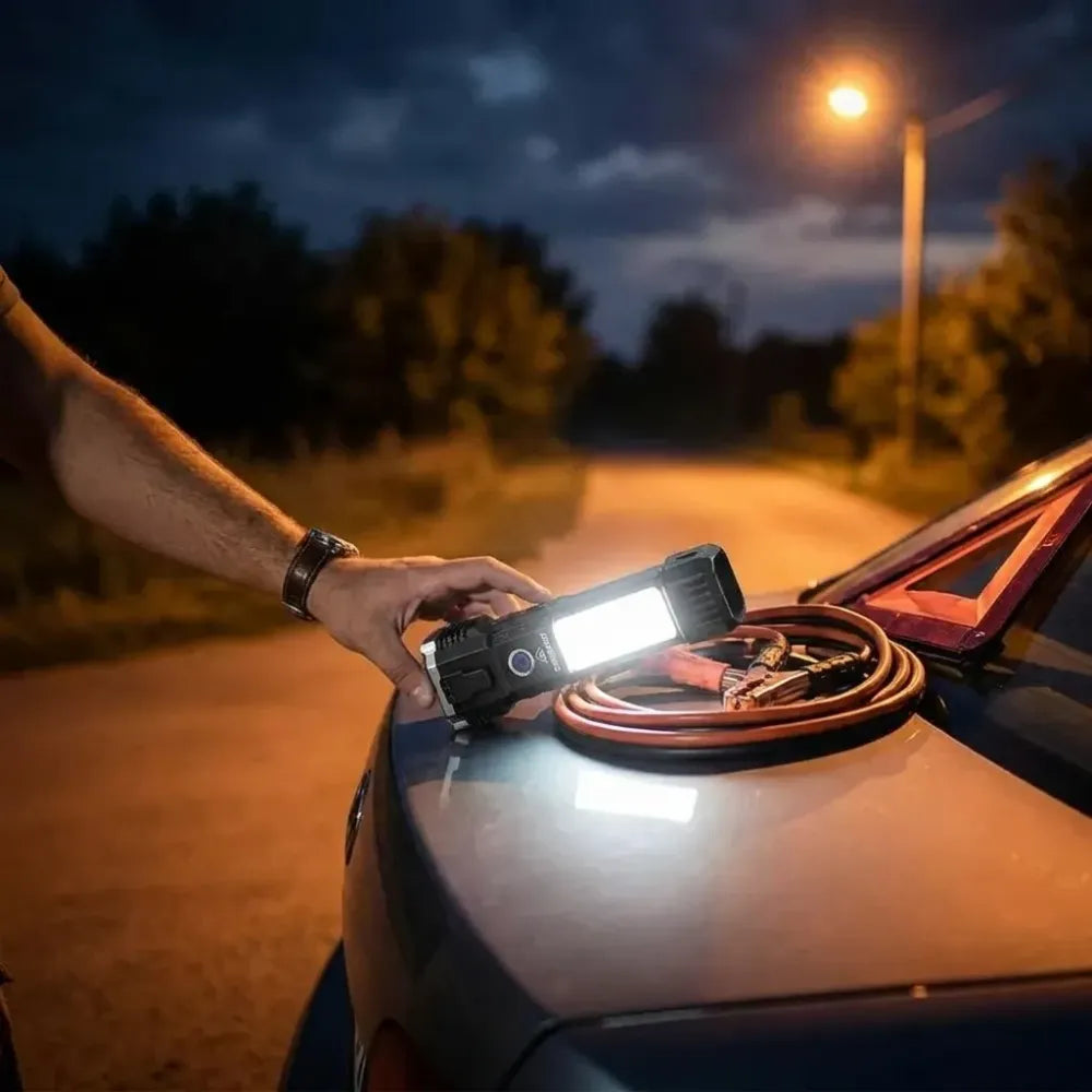 Multifunctional rechargeable survival flashlight - hardware