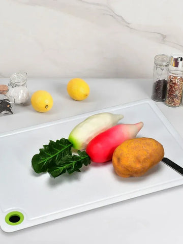 Non-Slip Plastic Cutting Board