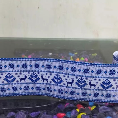 Peel & stick border - home essentials