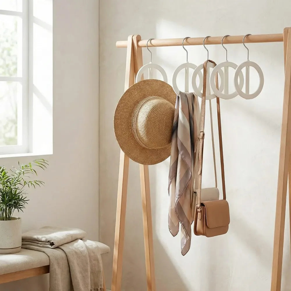 Plastic circle hanger - home improvement