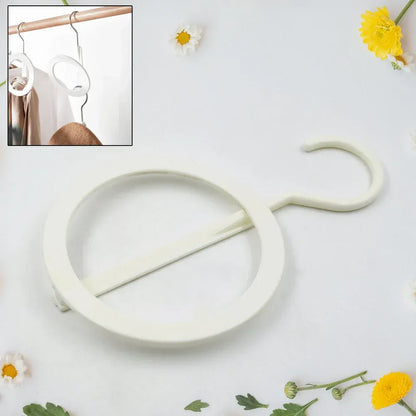 Plastic circle hanger - home improvement