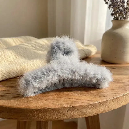 Plush non-slip hair claw clip - health & beauty