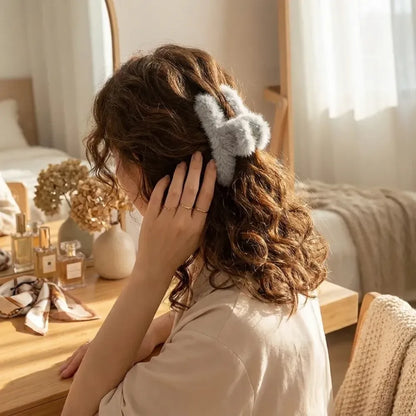 Plush non-slip hair claw clip - health & beauty