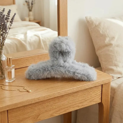 Plush non-slip hair claw clip - health & beauty