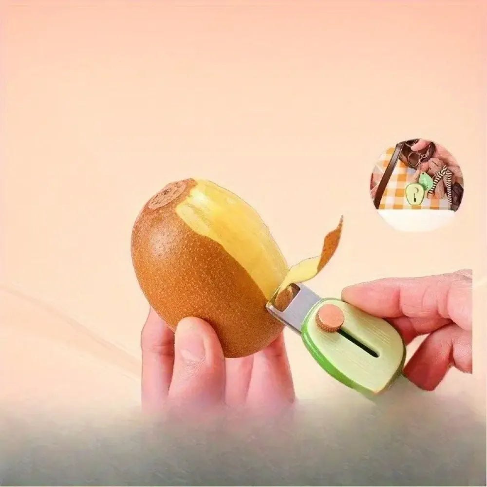 Pocket-sized retractable peeler