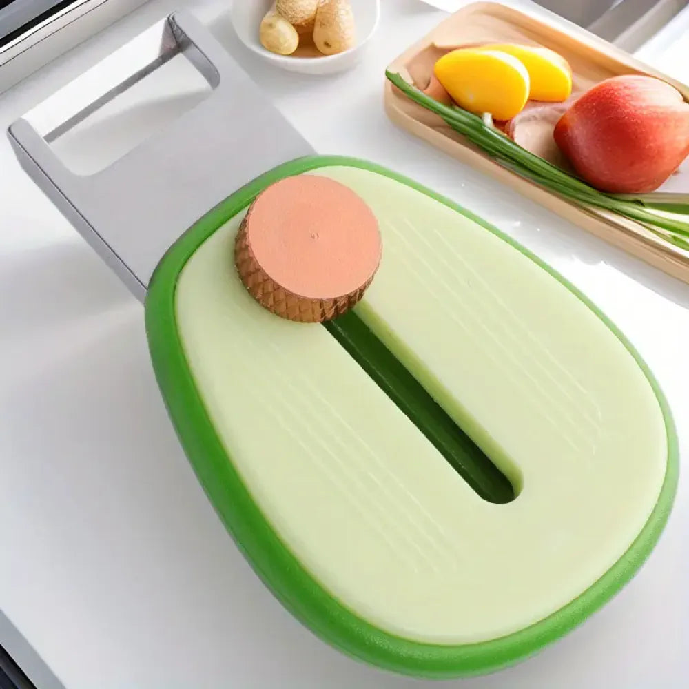 Pocket-sized retractable peeler