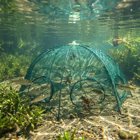 Portable folding fishing net