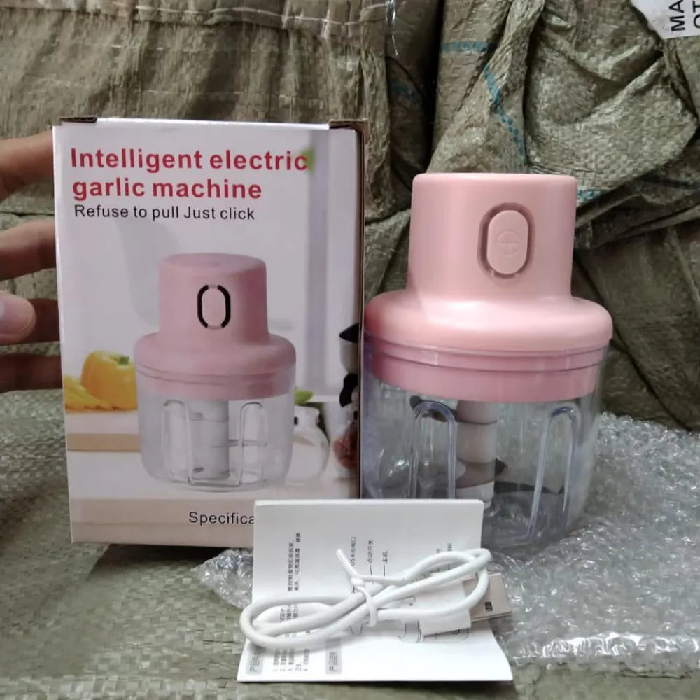 Wireless rechargeable mini food chopper