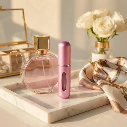 Refillable pocket perfume for women