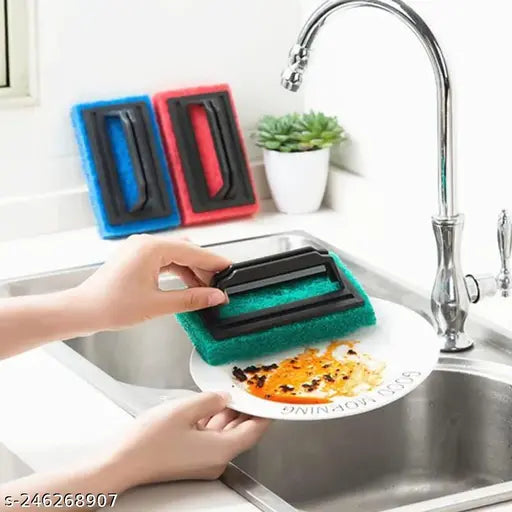 Lightweight handle scrubber brush
