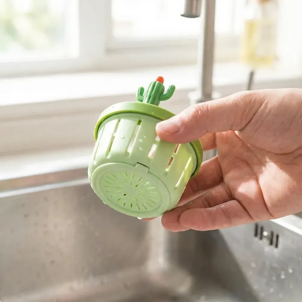 Self-cleaning sink strainer - kitchen tool