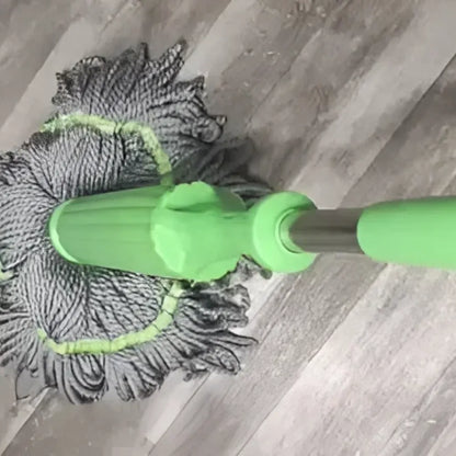Self-twisting water rotating mop