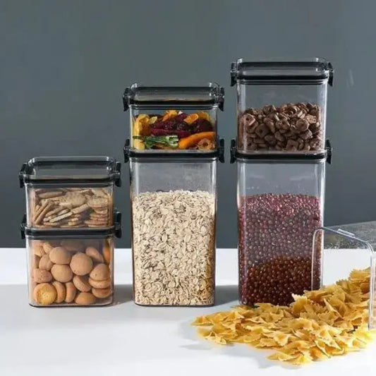 Set of 8 air tight containers
