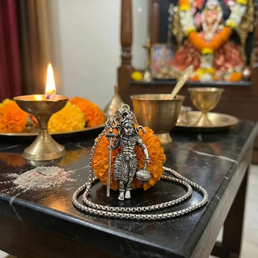 Shivji pendant with chain - potential heroes