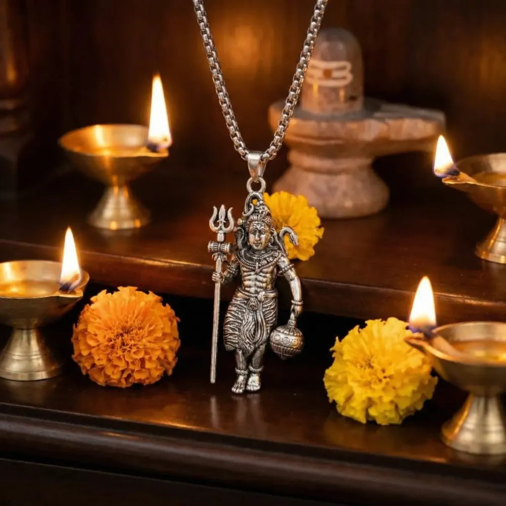Shivji pendant with chain - potential heroes