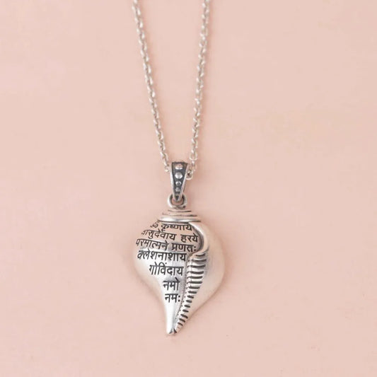 Shri krishna shankha pendant with chain