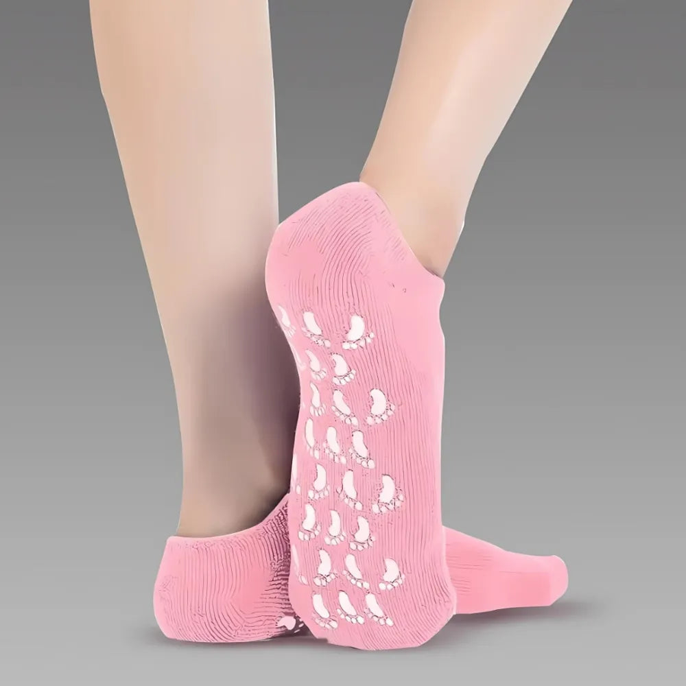 Silicone moisturizing socks