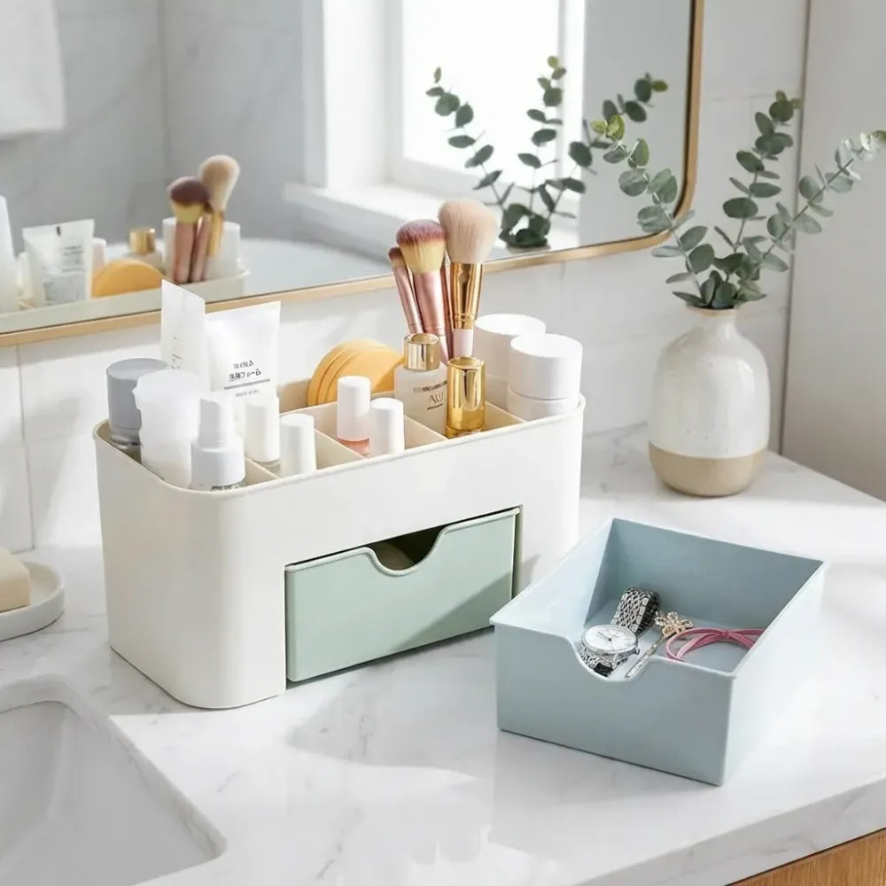 Sleek multi-use makeup organizer - accessories