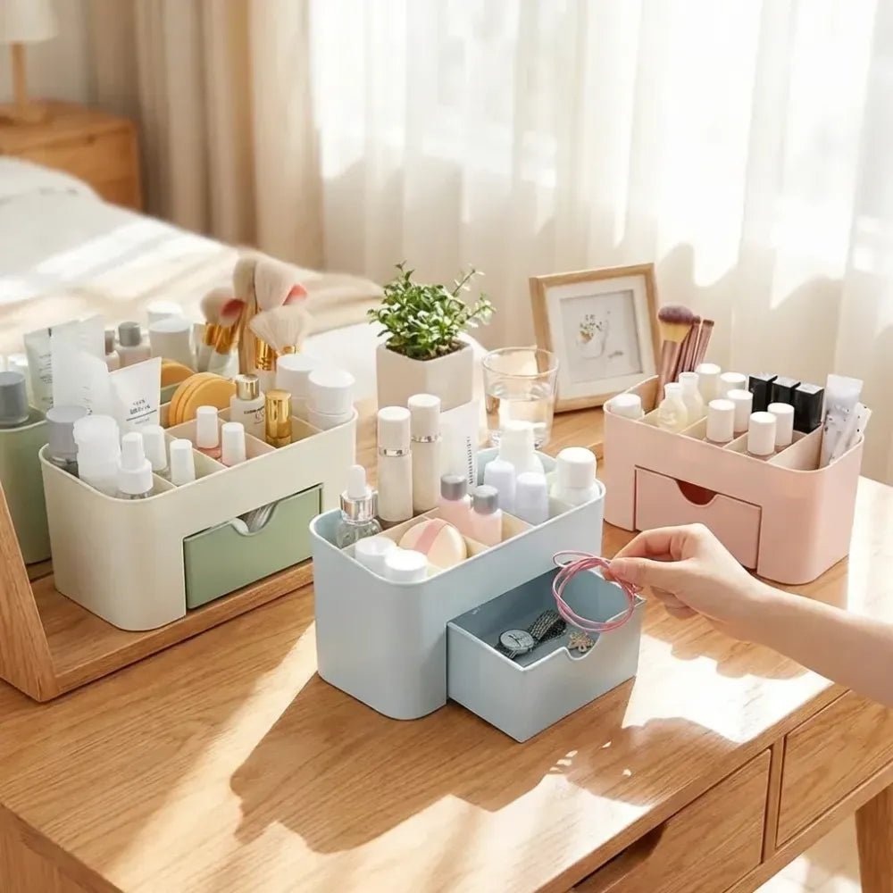 Sleek multi-use makeup organizer - accessories