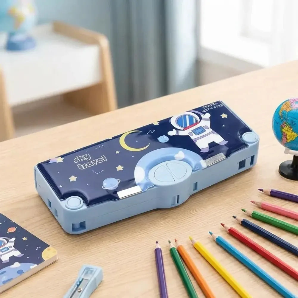 Space-themed magnetic pencil box - home decor