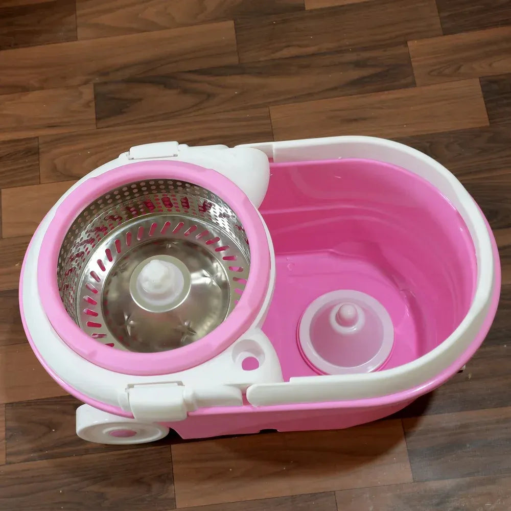 Spin mop cleaning system
