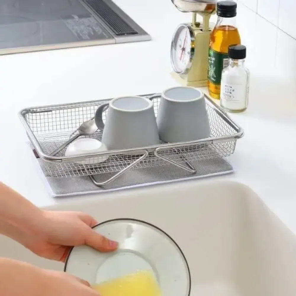 Steel mesh kitchen colander - potential heroes