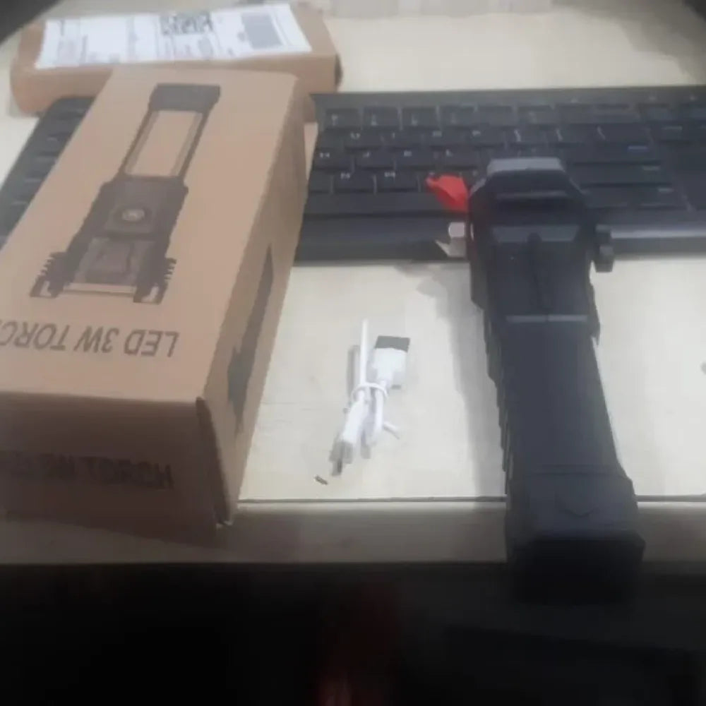 Tactical survival flashlight