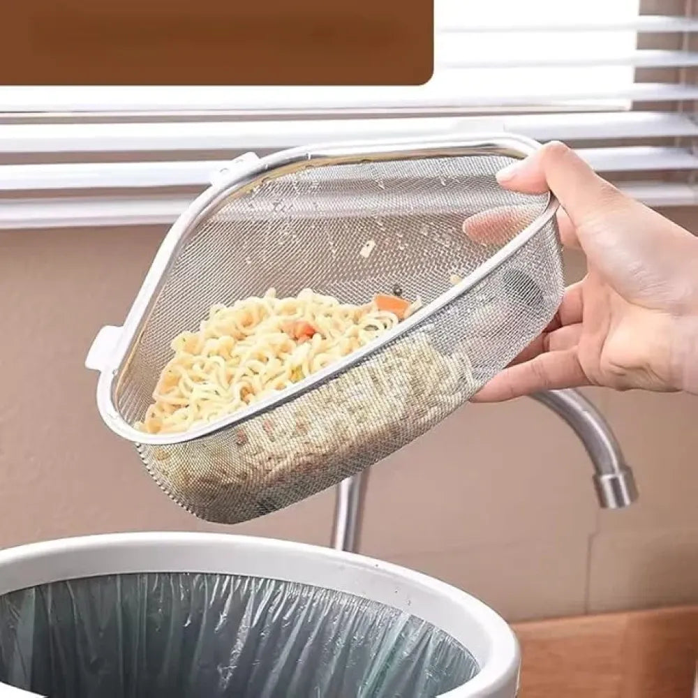 Triangle sink drain basket