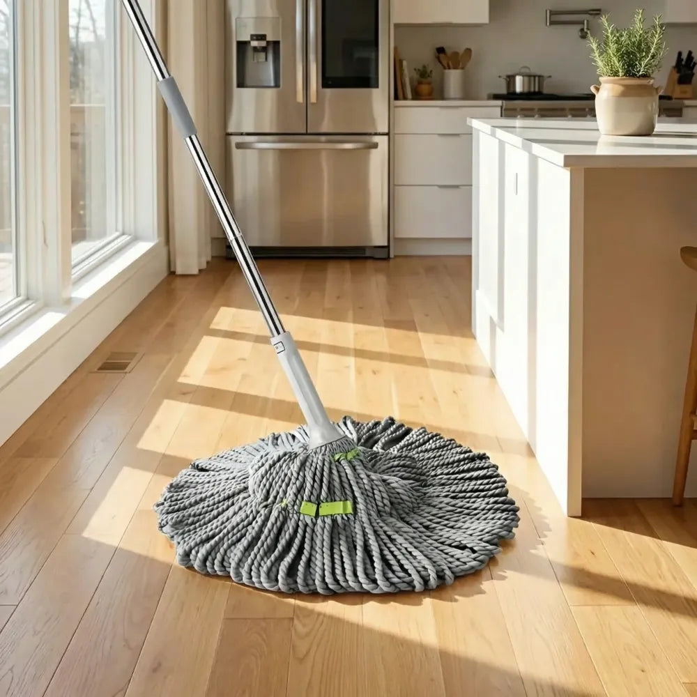 Twist mop for floor cleaning